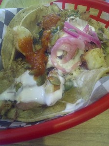 Pulpo en Mole Verde $5