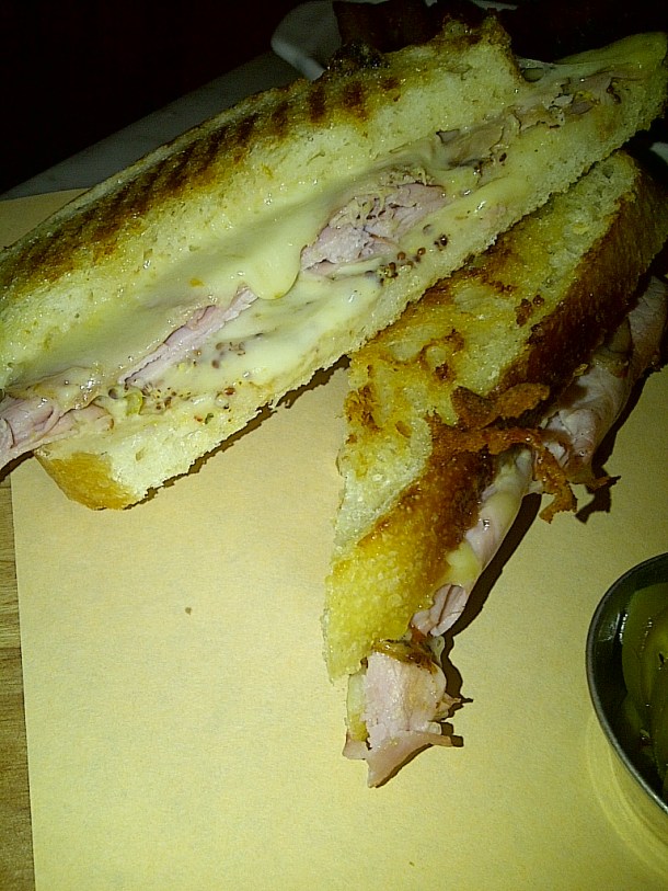 Cubano Sandwich $10